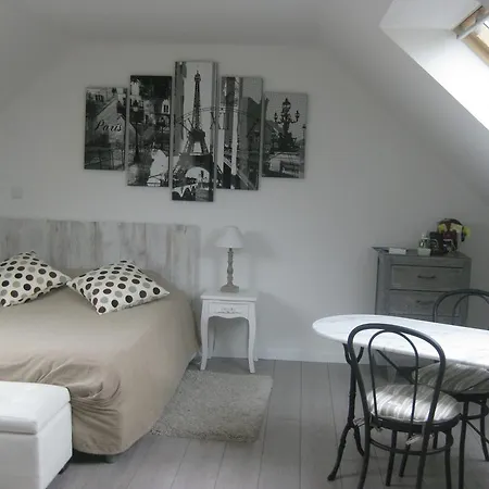 فندق مبيت وإفطار Chambres D'hotes *