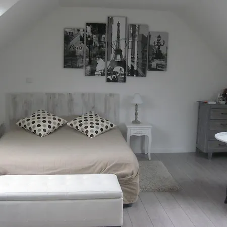Chambres D'hotes * Lardy